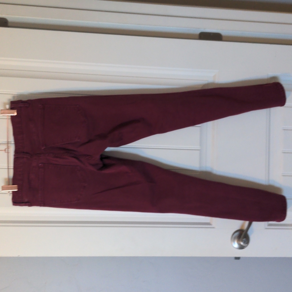 Gap true skinny jeans in burgundy - Picture 5 of 7
